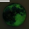 Часы настенные, серия: Интерьер, Луна, зеленые, светятся в темноте, d=30 с фото 1